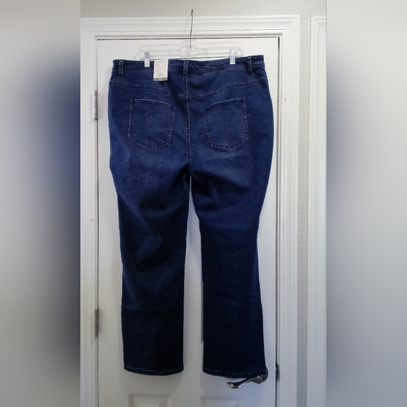 Style & Co Plus Size Mid Rise Straight Jeans In The Night - Picture 3 of 7